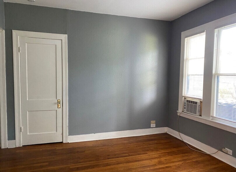 More Photos Of 333 Natalen Ave, San Antonio Multifamily For Sale