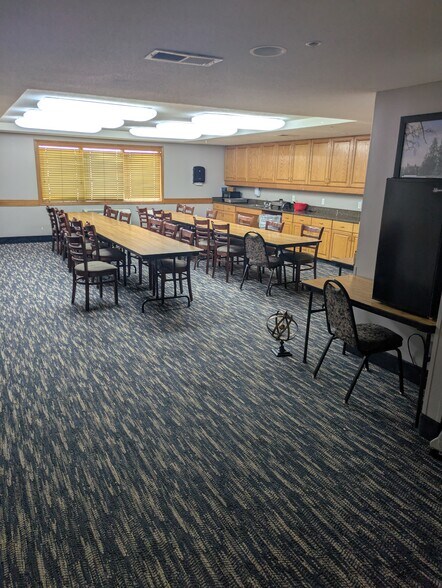 More Photos Of 411 Closz Dr, Webster City Hotel For Sale