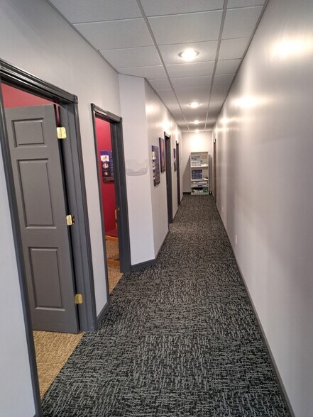 More Photos Of 139 W 3rd St, Chadron Storefront For Sale