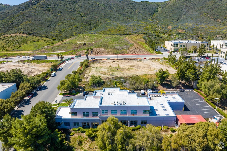 More Photos Of 42690 Rio Nedo, Temecula Office For Sale
