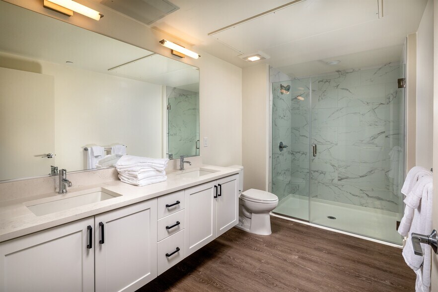 More Photos Of 1650 S Delaware St, San Mateo Apartments For Sale
