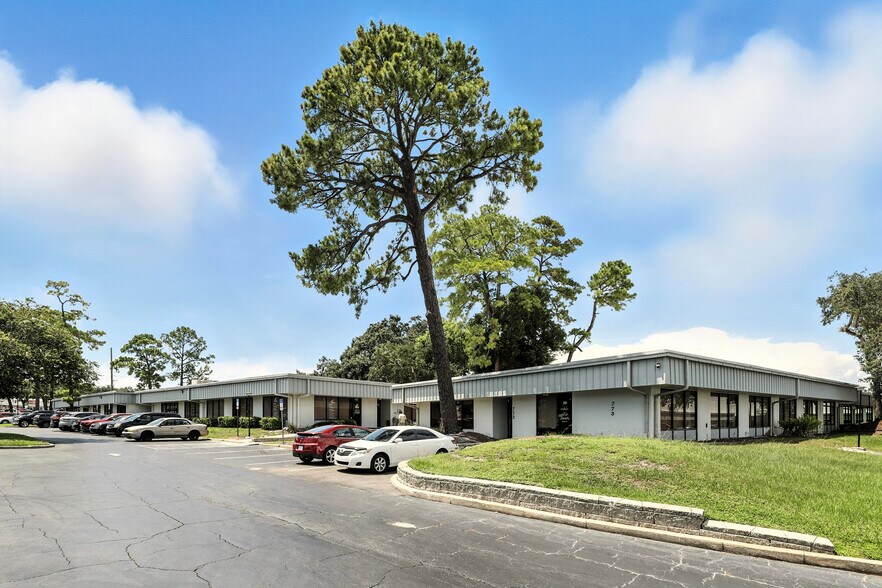 More Photos Of 701 S Kirkman Rd, Orlando Flex For Lease