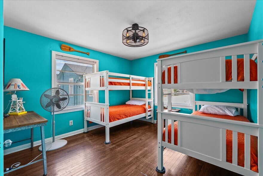 More Photos Of 1310 Avenue N 1/2, Galveston Apartments For Sale