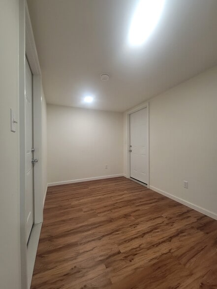 More Photos Of 401 Old Virginia Rd, Pocomoke City Flex For Sale