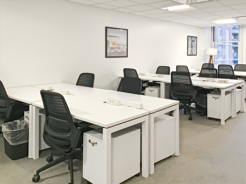 More Photos Of 132 W 31st St, New York Coworking Space