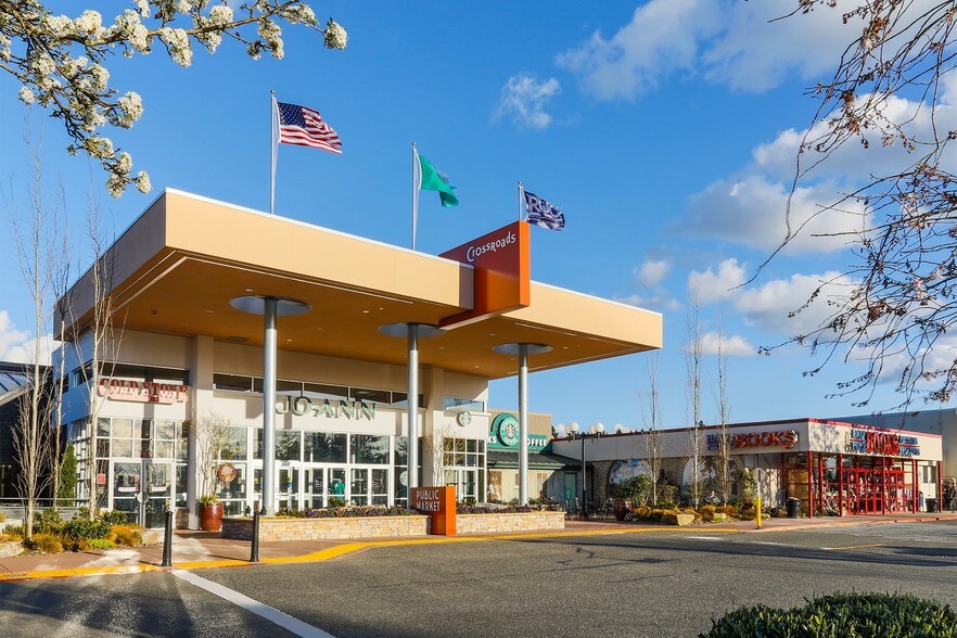 More Photos Of 15600 NE 8th St, Bellevue Unknown For Lease