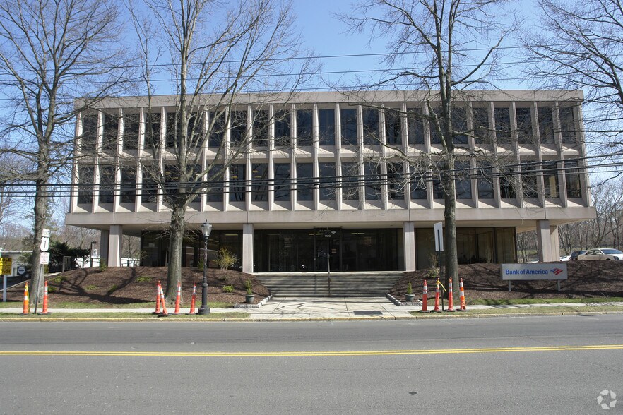 More Photos Of 1120 Boston Post Rd, Darien Office For Lease