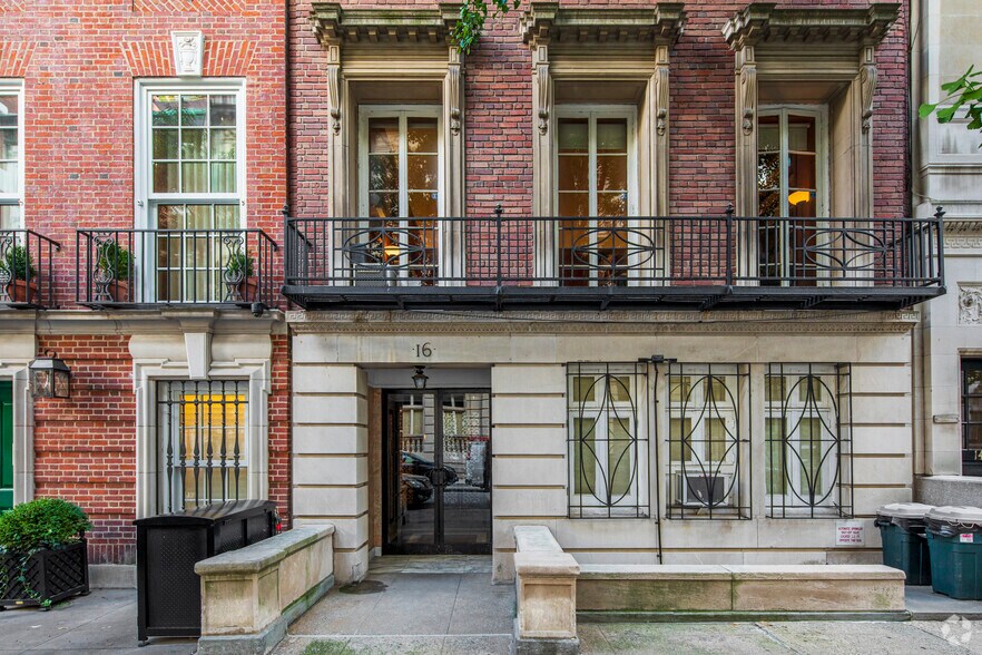 More Photos Of 16 E 73rd St, New York Apartments For Sale