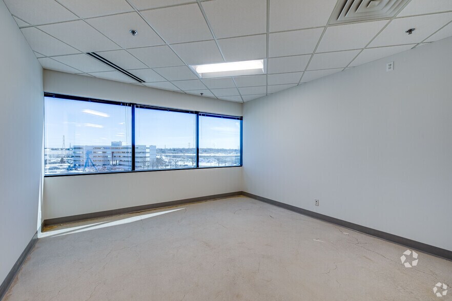 More Photos Of 1300 NE Godward St, Minneapolis Office For Lease