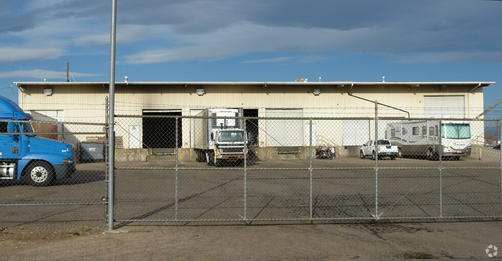 More Photos Of 6600-6650 Smith Rd, Denver Warehouse For Sale