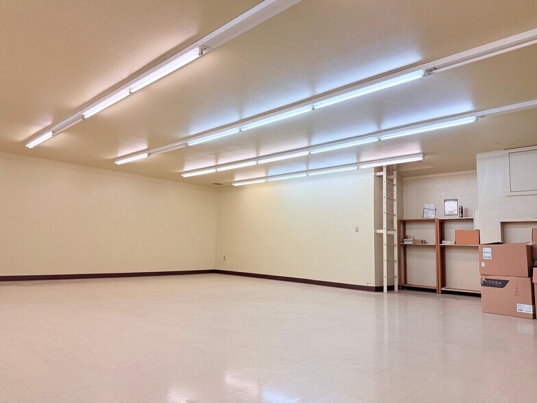 More Photos Of 1820 Oro Dam Blvd E, Oroville Bank For Sale