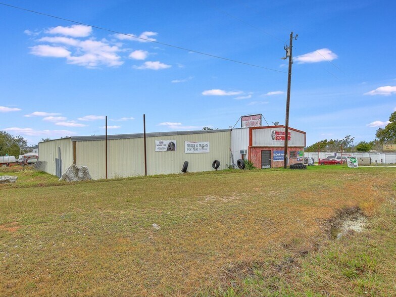 More Photos Of 2791 W State Highway 29, Burnet Auto Repair For Sale