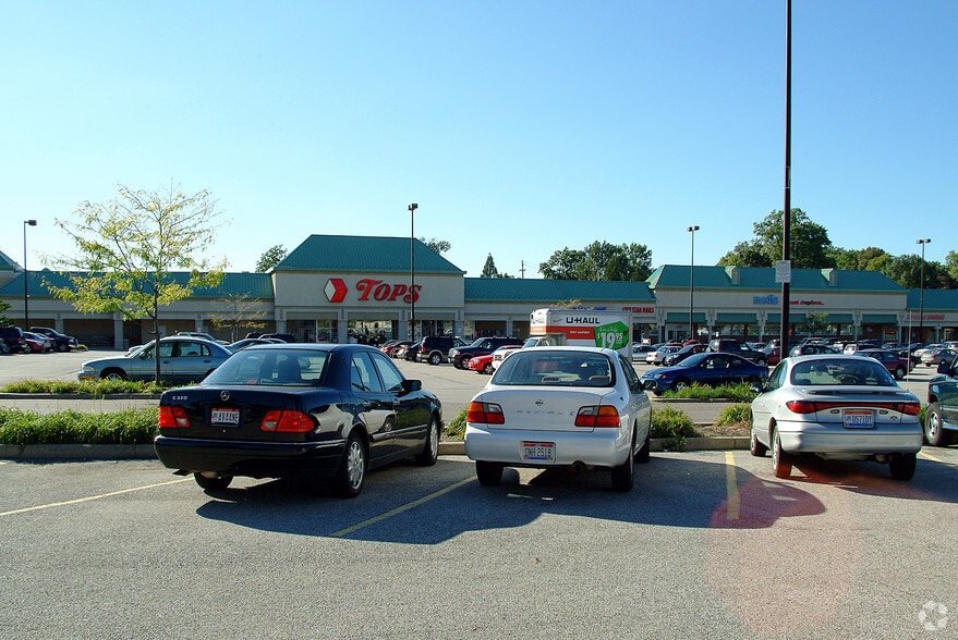 More Photos Of 17400-17472 Lorain Ave, Cleveland Storefront For Lease