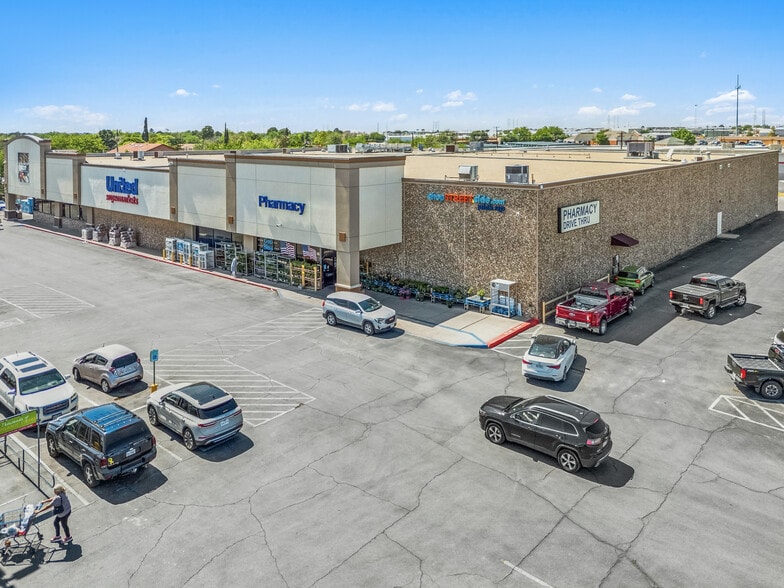 More Photos Of 2751 W County Rd, Odessa Supermarket For Sale