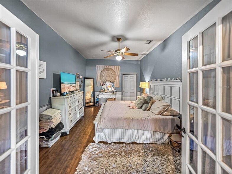 More Photos Of 135 S Central Ave, Bartow Storefront Retail Residential For Sale