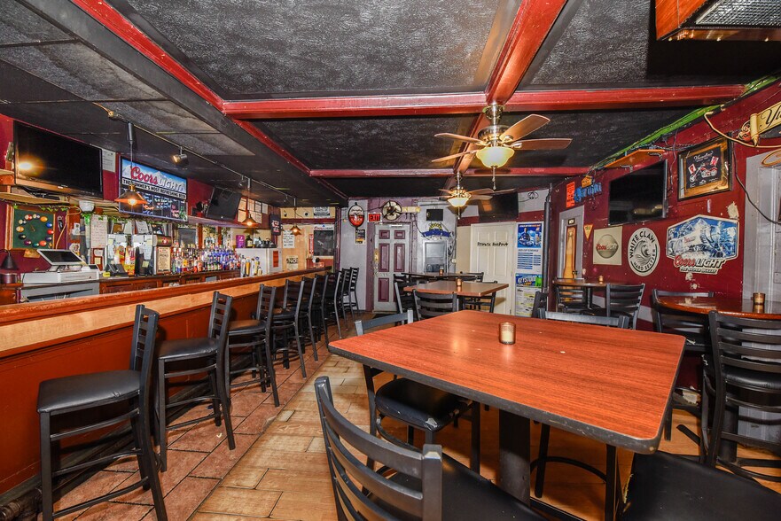 More Photos Of 501 Chestnut St, Dunmore Storefront Retail Residential For Sale