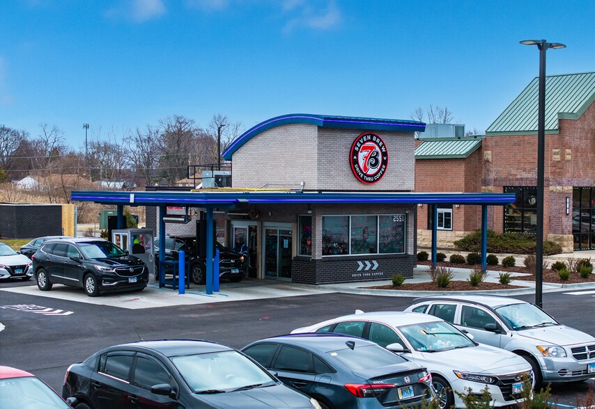 More Photos Of 2555 Plainfield Rd, Joliet General Retail For Sale