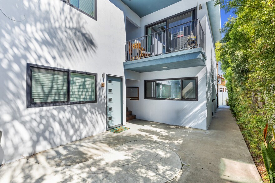 More Photos Of 810 G Ave, Coronado Apartments For Sale