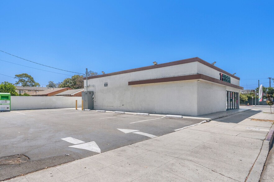 More Photos Of 1960 Santa Fe Ave, Long Beach Convenience Store For Sale