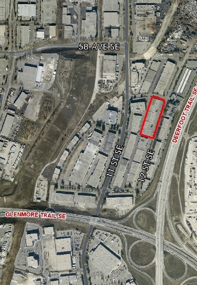 More Photos Of 6025 12th St SE, Calgary Showroom For Lease