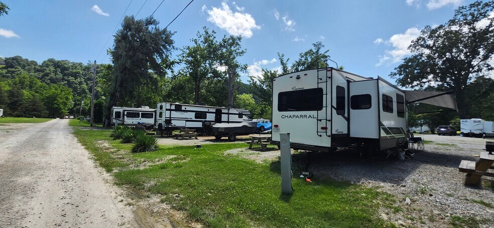 More Photos Of 469 River Rd, Lakeview Trailer Camper Park For Sale