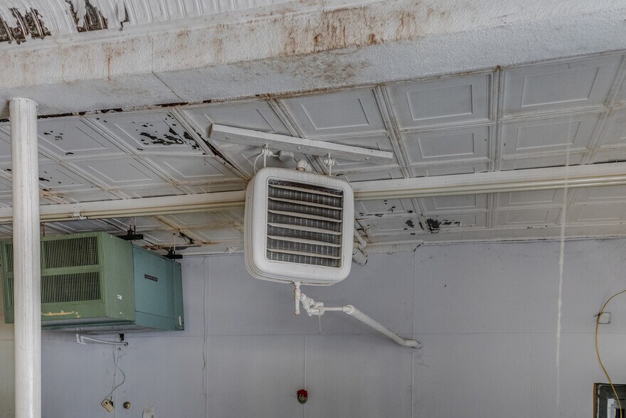 More Photos Of 567-573 Dwight St, Holyoke Storefront For Sale