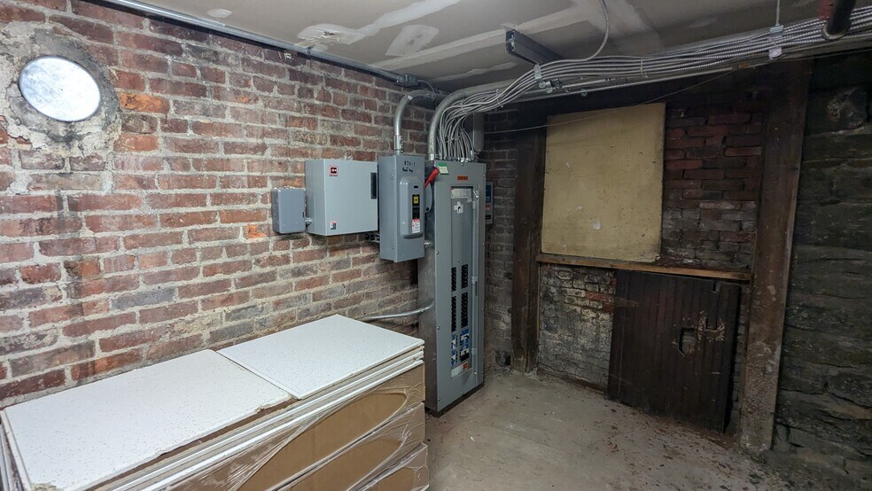 More Photos Of 47, 53-55 Congress Street, Troy General Retail For Sale