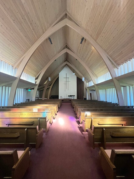 More Photos Of 9412 15th Ave NE, Seattle Specialty For Sale