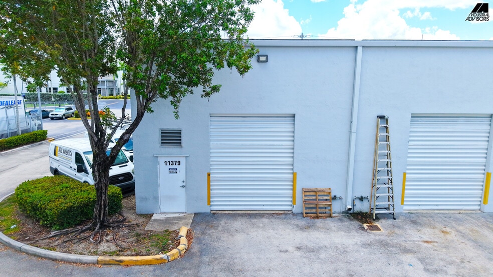 More Photos Of 11379-11399 NW 122nd St, Medley Warehouse For Sale