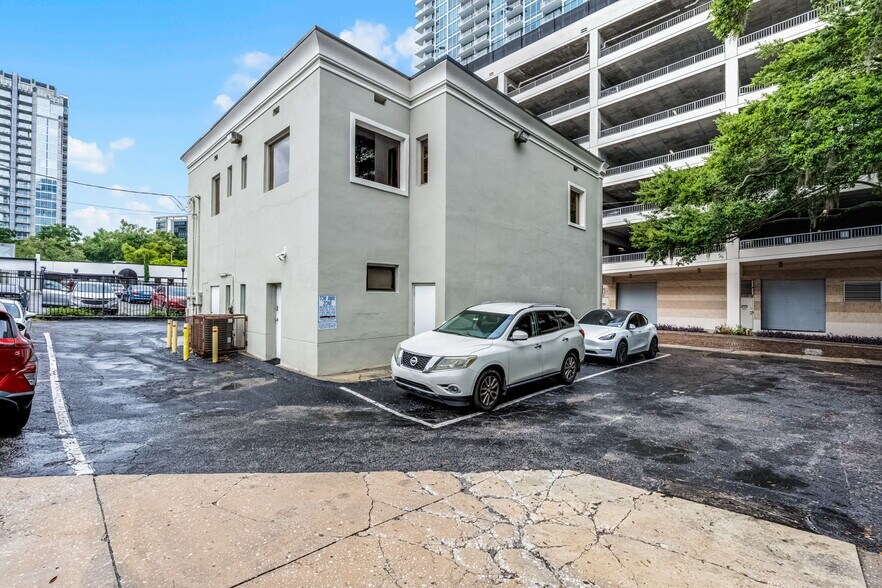 More Photos Of 220 N Palmetto Ave, Orlando Office For Lease
