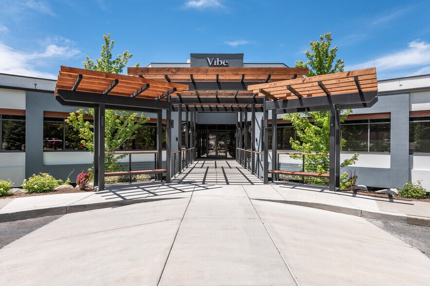 More Photos Of 6440 S Wasatch Blvd, Salt Lake City Office For Lease