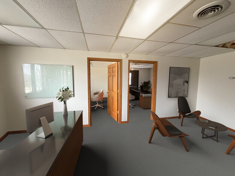 More Photos Of 707 W Colfax St, Palatine Office For Lease