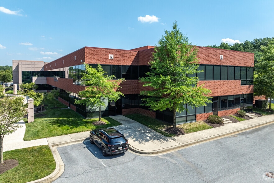 More Photos Of 7230 Lee Deforest Dr, Columbia Office For Sale