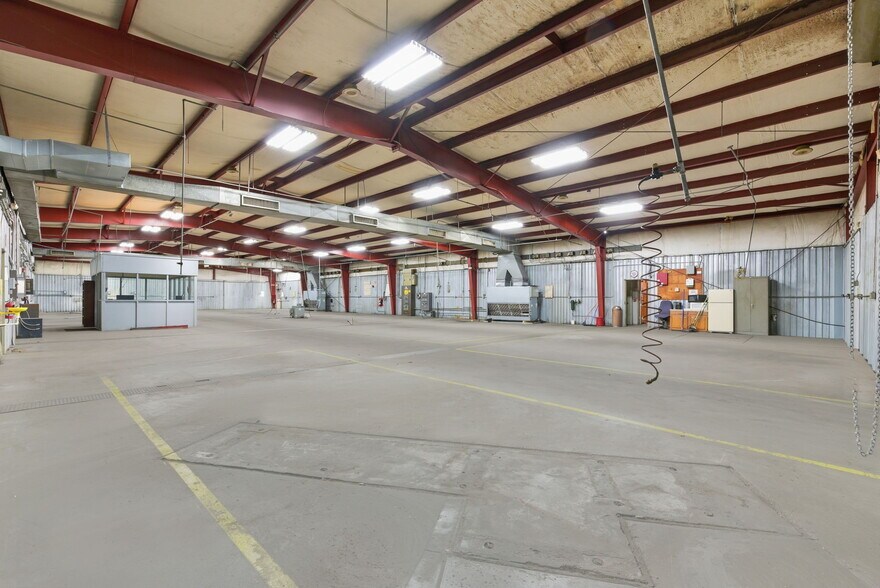 More Photos Of 13026 Rosecrest Dr, Houston Warehouse For Lease