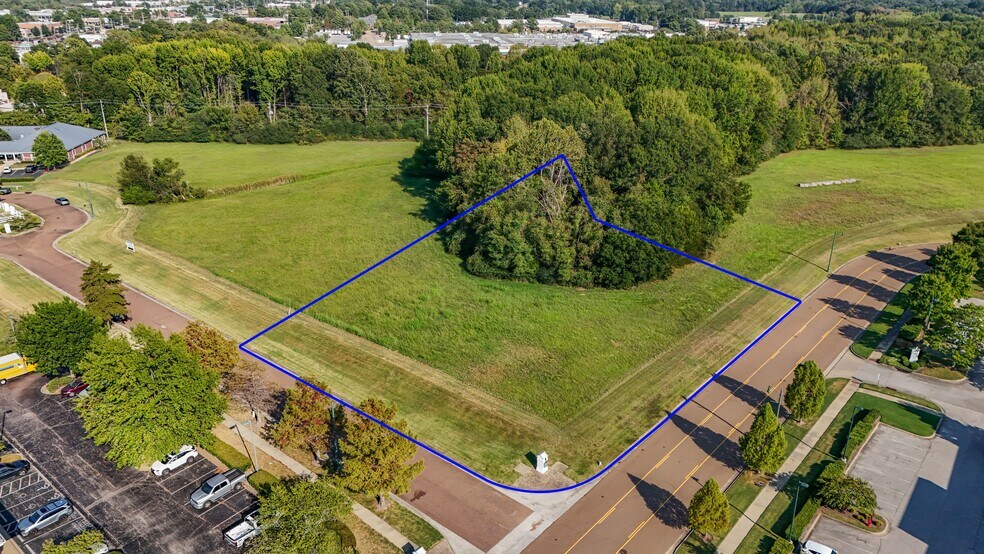 More Photos Of Market Center Dr @ Commerce Dr, Collierville Land For Sale