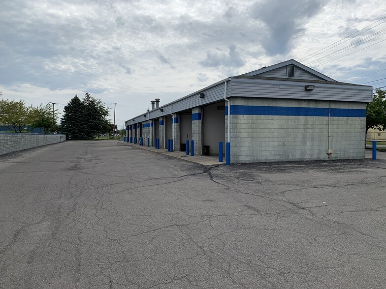 More Photos Of 1510 W 7th St, Monroe Carwash For Sale