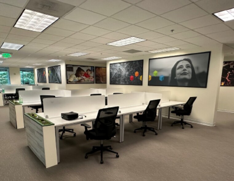 More Photos Of 5900 Windward Pky, Alpharetta Office For Lease