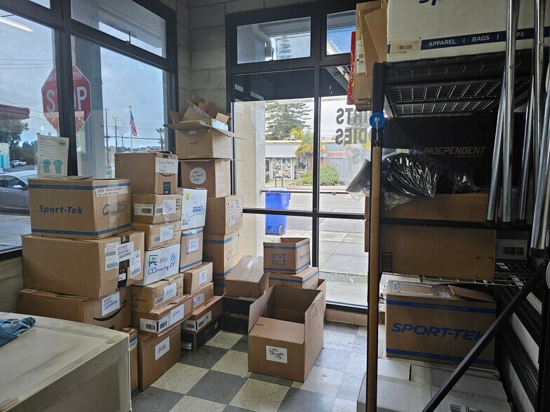 More Photos Of 716 Soquel Ave, Santa Cruz Storefront Retail Office For Lease