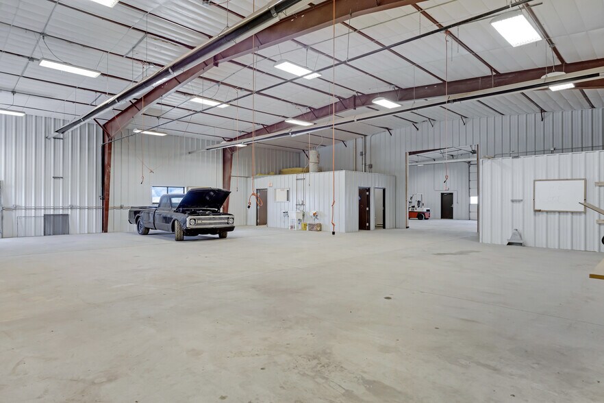 More Photos Of 600 Sioux Ave, Simla Manufacturing For Sale