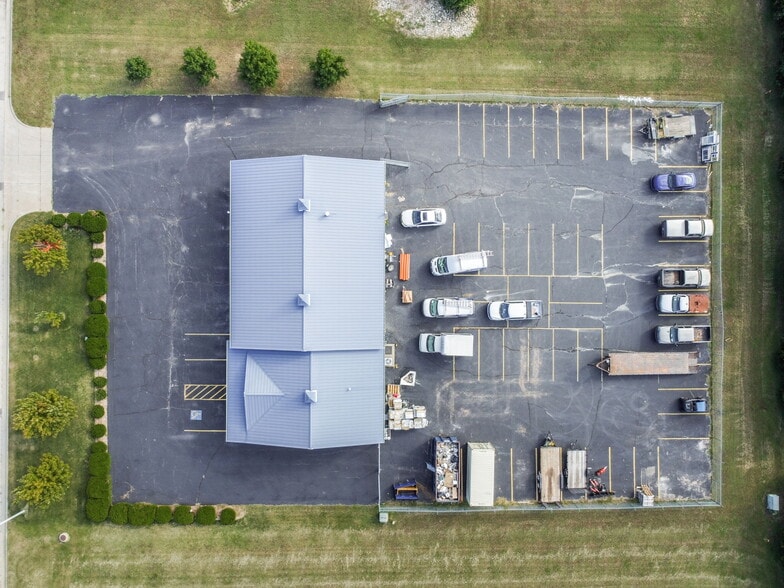 More Photos Of 801 N River St, Derby Warehouse For Sale