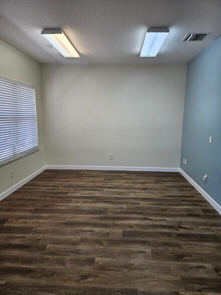 More Photos Of 10011-10021 Water Works Ln, Riverview Medical For Sale