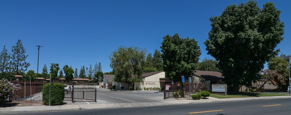 More Photos Of , Bakersfield Office For Sale