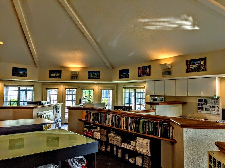 More Photos Of 3151 Airway Ave, Costa Mesa Medical For Lease