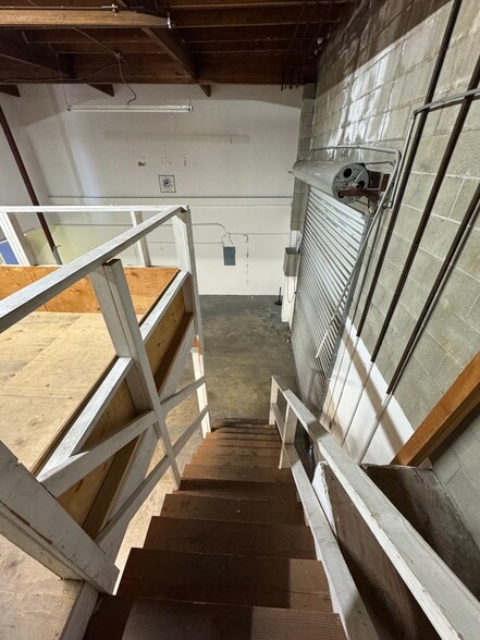 More Photos Of 1206 S Amphlett Blvd, San Mateo Warehouse For Lease