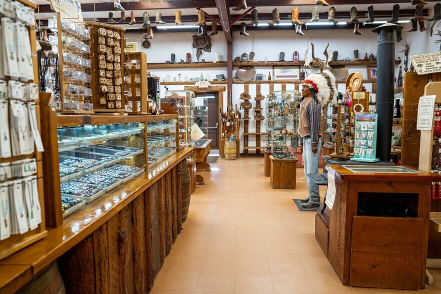 More Photos Of 1000 W SR 9, Virgin Freestanding For Sale