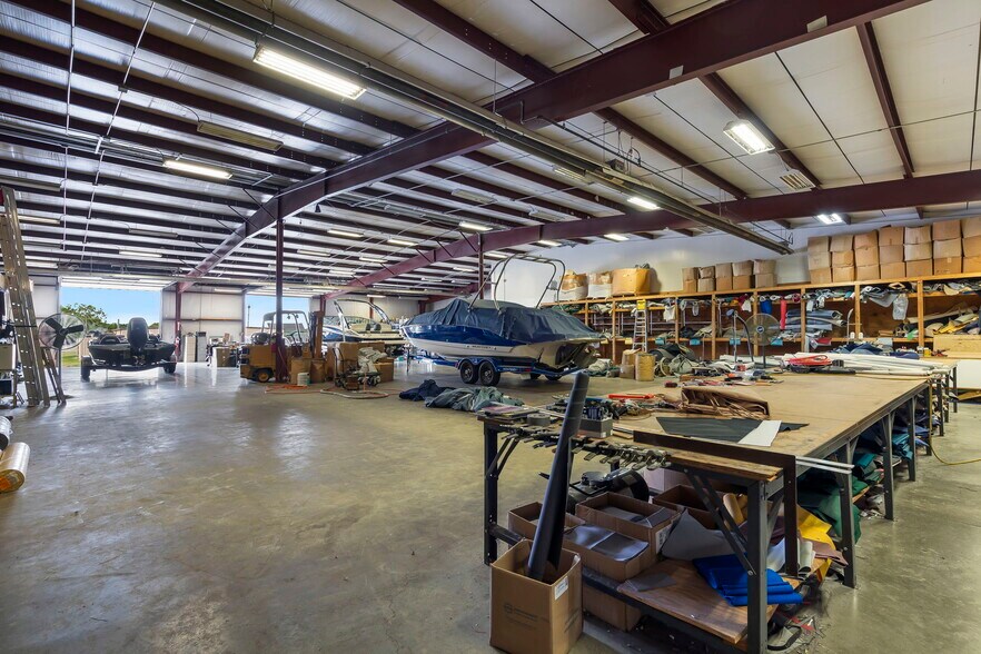 More Photos Of 5410 S Daniel St, Battlefield Manufacturing For Sale