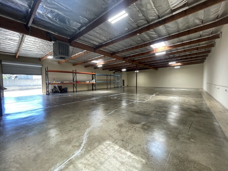 Primary Photo Of 5420 Brooks St, Montclair Warehouse For Lease