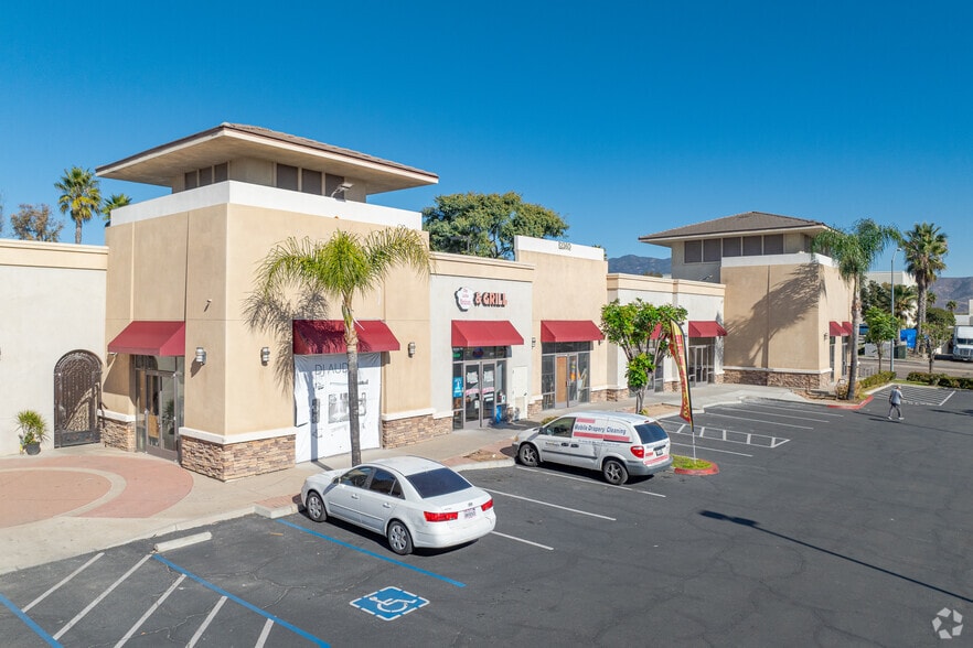 More Photos Of 2364 Roll Dr, San Diego Unknown For Lease