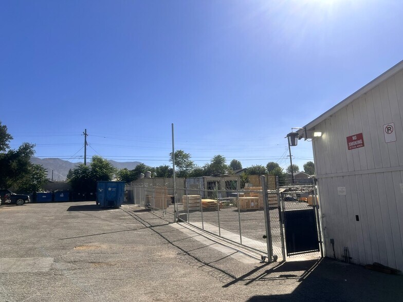 More Photos Of 12970 Bradley Ave, Sylmar Warehouse For Sale