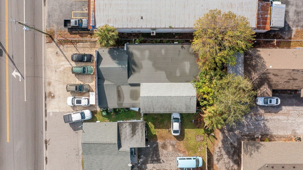 More Photos Of 2506 9th St, Bradenton Freestanding For Sale